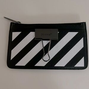 Off-White Binder Zipped Card Case. Brand new with box.